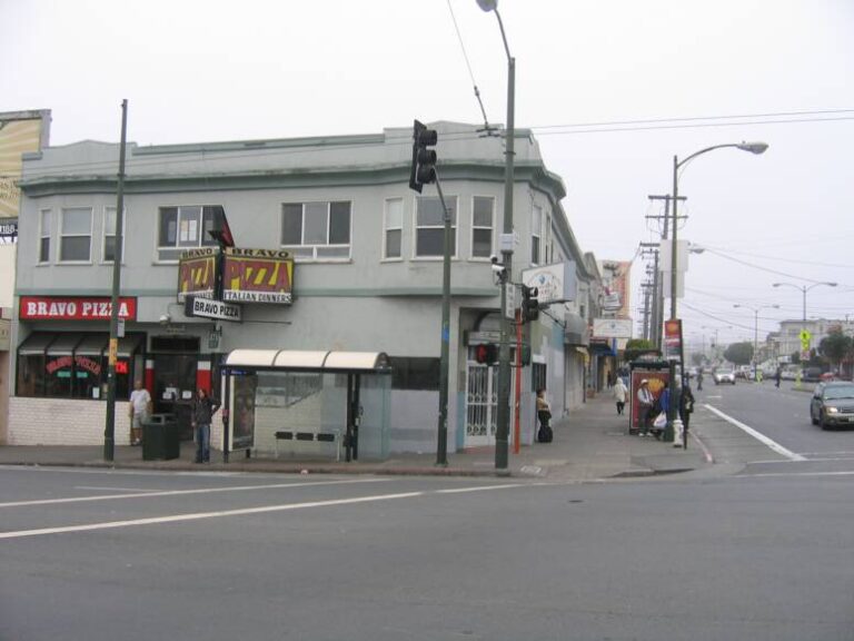 The Bravo Pizza corner building at Mission Street and Geneva Avenue